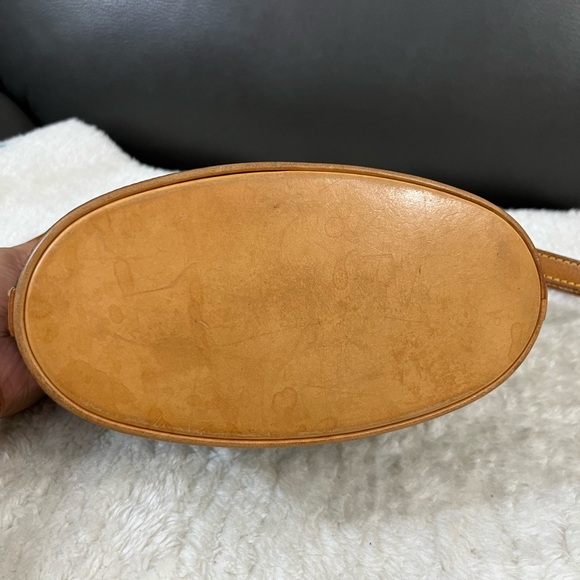 ‼️sold‼️Louis Vuitton Drouot Crossbody - Picture 11 of 11